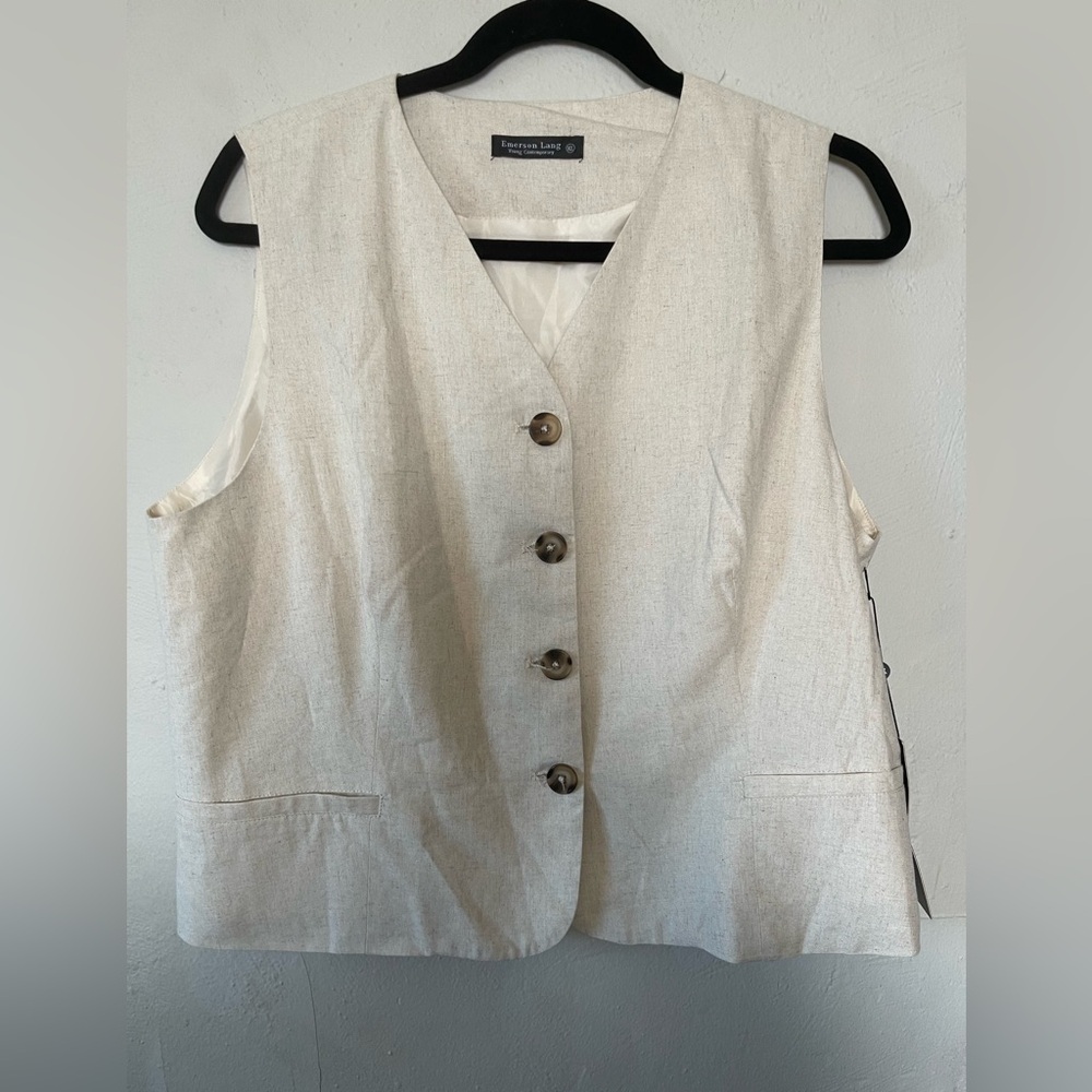 Emerson Lang Button Front Vest in Light Beige
